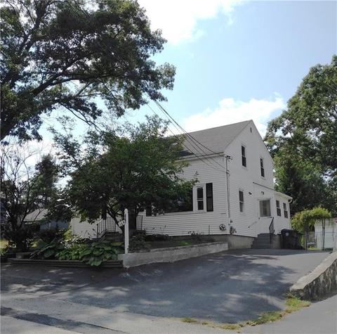 169 Byron Blvd, Warwick, RI 02888 photo 2