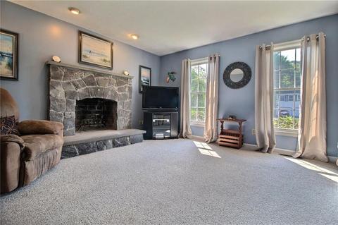 7 Pickering Dr, Westerly, RI 02891 photo 11