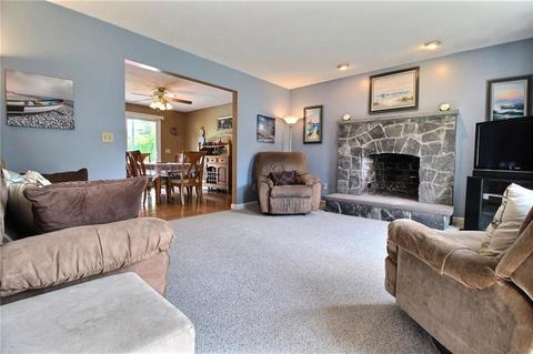 7 Pickering Dr, Westerly, RI 02891 photo 10
