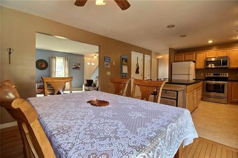7 Pickering Dr, Westerly, RI 02891 photo 8