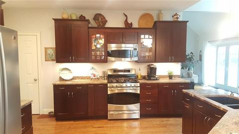 6 Williamsburg Dr, Westerly, RI 02891 photo 3
