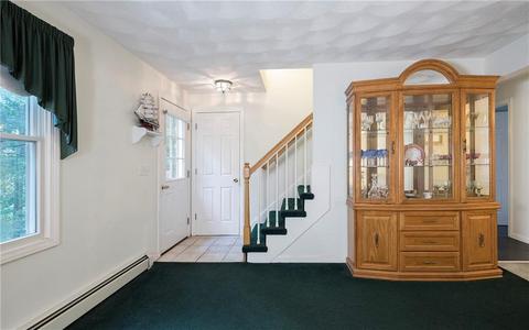 49 Vernon Dr, Glocester, RI 02814 photo 9
