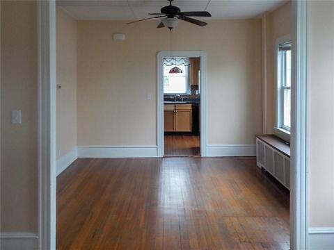 466 King St, Fall River, MA 02724 photo 3
