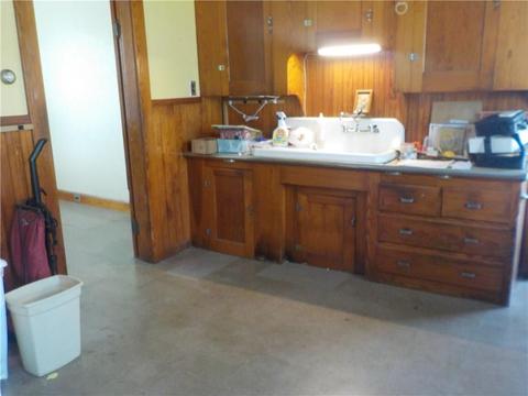 76 Winthrop St, Woonsocket, RI 02895 photo 9