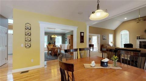5 River Bend Rd, Upton, MA 01568 photo 6