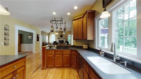 5 River Bend Rd, Upton, MA 01568 photo 3