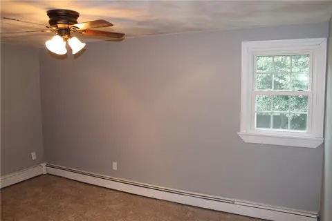 135 Lilac Ave, Woonsocket, RI 02895 photo 15