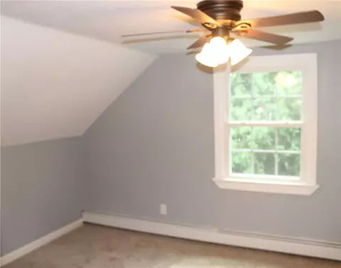 135 Lilac Ave, Woonsocket, RI 02895 photo 14