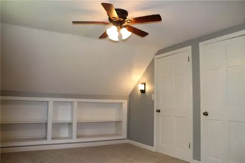 135 Lilac Ave, Woonsocket, RI 02895 photo 13