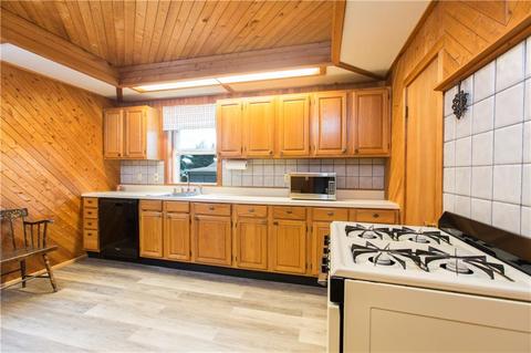 237 Armstrong Ave, Warwick, RI 02889 photo 9