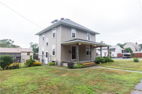 237 Armstrong Ave, Warwick, RI 02889 photo 3