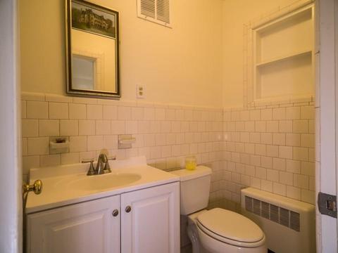 233 Tuckerman Ave, Middletown, RI 02842 photo 14