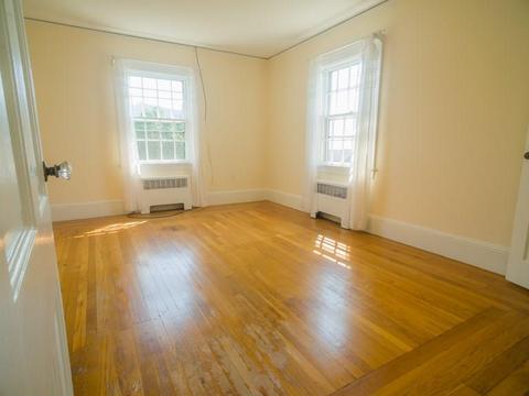 233 Tuckerman Ave, Middletown, RI 02842 photo 18