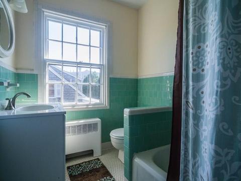233 Tuckerman Ave, Middletown, RI 02842 photo 19