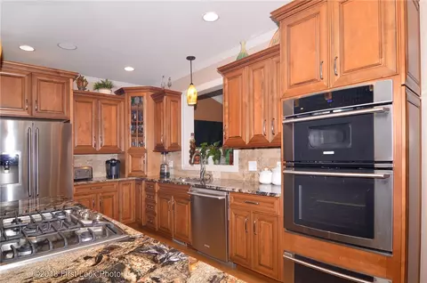 140 Hamburger Rd, Coventry, RI 02816 photo 8