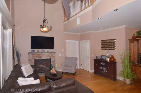 140 Hamburger Rd, Coventry, RI 02816 photo 5