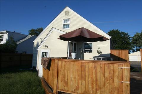 298 Read Ave, Coventry, RI 02816 photo 4