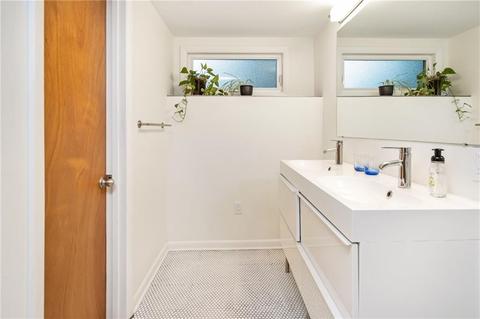79 Love Ln, Warwick, RI 02886 photo 16