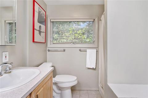 79 Love Ln, Warwick, RI 02886 photo 12