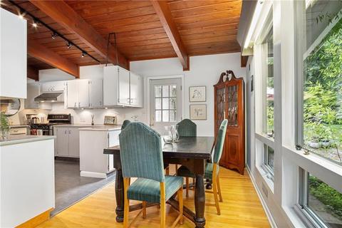 79 Love Ln, Warwick, RI 02886 photo 5