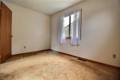 2 Ichabod Ln, Westerly, RI 02891 photo 11