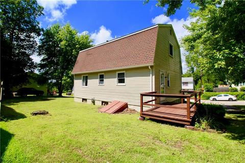 2 Ichabod Ln, Westerly, RI 02891 photo 4