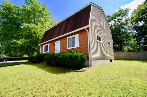 2 Ichabod Ln, Westerly, RI 02891 photo 2