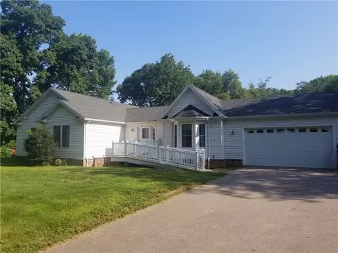4 Schilke Dr, Westerly, RI 02891 photo 1