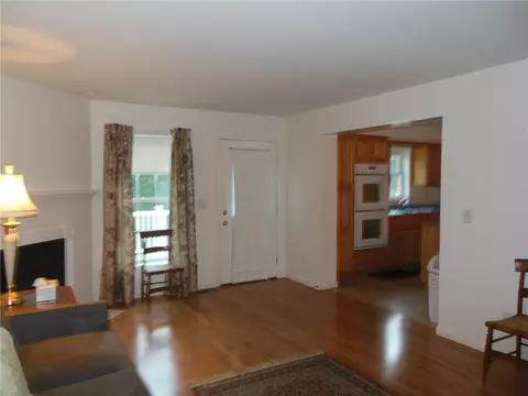 4 Schilke Dr, Westerly, RI 02891 photo 8