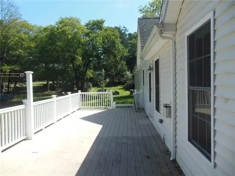 4 Schilke Dr, Westerly, RI 02891 photo 12