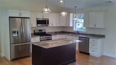 31 Pinecrest Dr, Exeter, RI 02822 photo 3