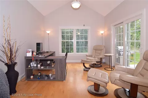 919 Bay St #24, Fall River, MA 02724 photo 16