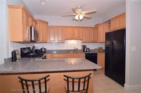 919 Bay St #24, Fall River, MA 02724 photo 9