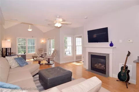 919 Bay St #24, Fall River, MA 02724 photo 14