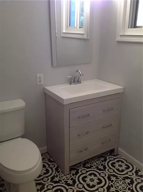 264 Diamond Hill Rd, Woonsocket, RI 02895 photo 8