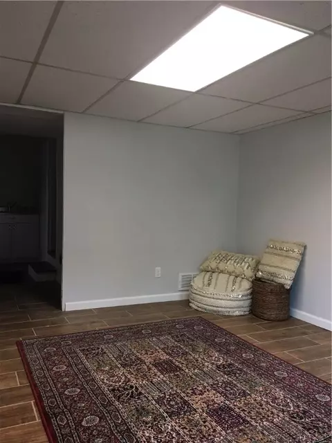 264 Diamond Hill Rd, Woonsocket, RI 02895 photo 17