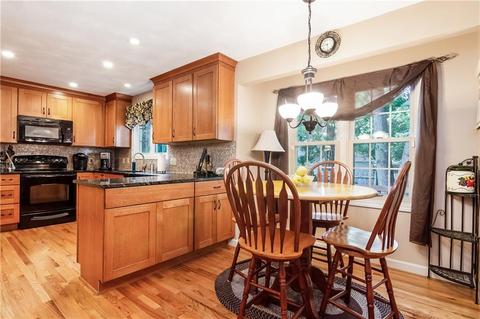 29 Peacock Rd, Warwick, RI 02886 photo 10