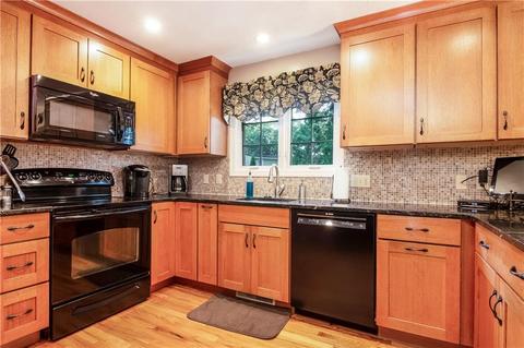 29 Peacock Rd, Warwick, RI 02886 photo 12