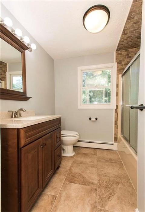 100 Holmes Rd, Warwick, RI 02888 photo 6