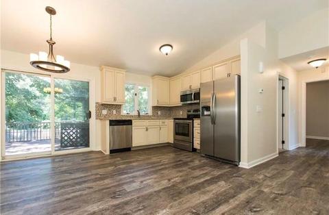 100 Holmes Rd, Warwick, RI 02888 photo 3