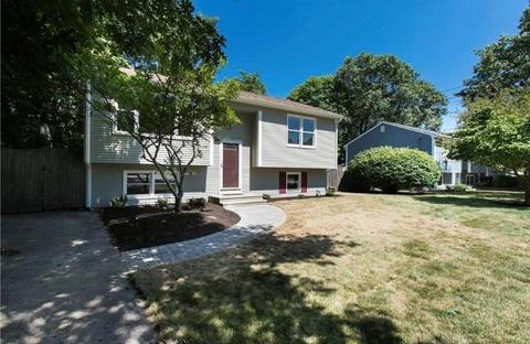 100 Holmes Rd, Warwick, RI 02888 photo 1
