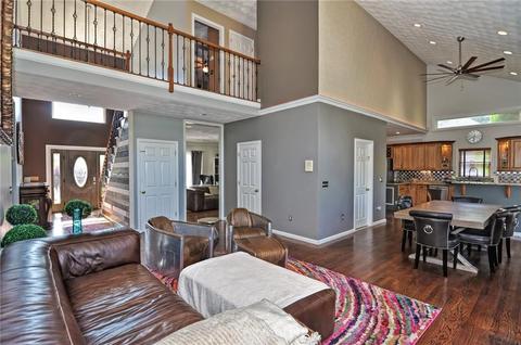 56 Red Hawk Dr, Cranston, RI 02921 photo 9