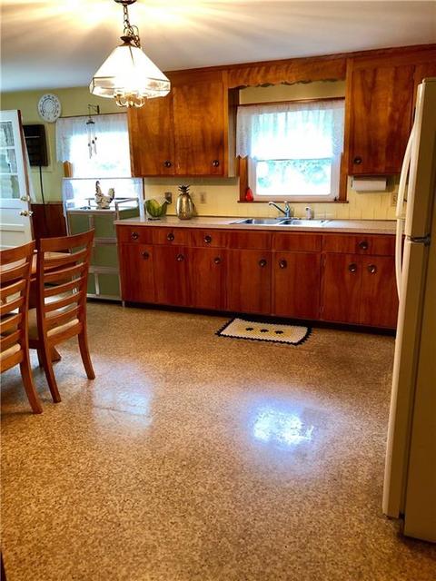 128 8th Ave, Woonsocket, RI 02895 photo 3
