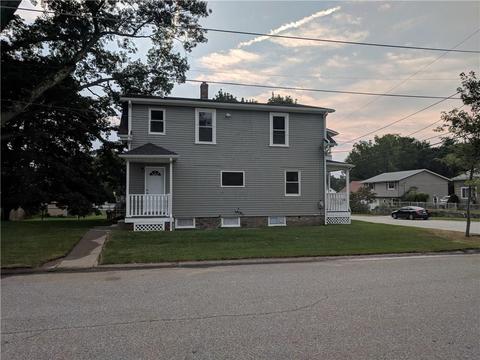 64 Phillips St, Woonsocket, RI 02895 photo 4