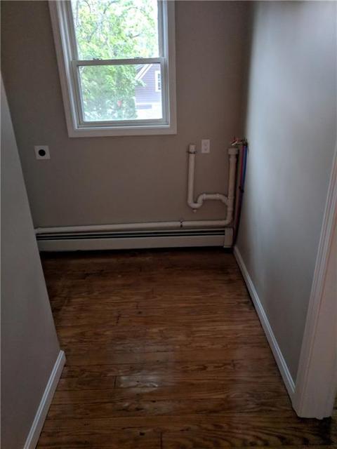 64 Phillips St, Woonsocket, RI 02895 photo 9
