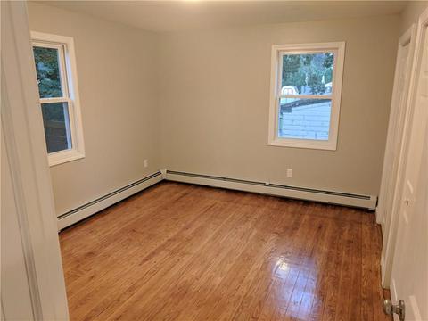 64 Phillips St, Woonsocket, RI 02895 photo 22
