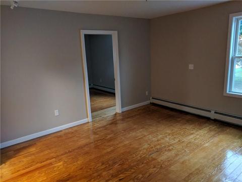 64 Phillips St, Woonsocket, RI 02895 photo 11