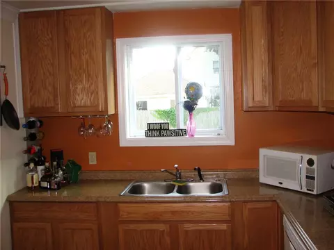 145 Chaplin St, Pawtucket, RI 02861 photo 7