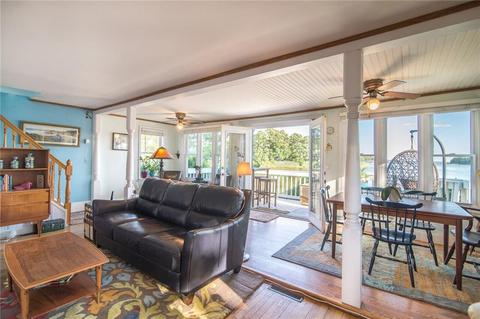 74 Hermit Dr, Warwick, RI 02889 photo 13