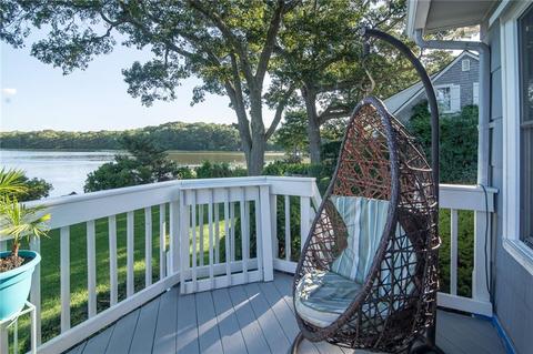 74 Hermit Dr, Warwick, RI 02889 photo 10